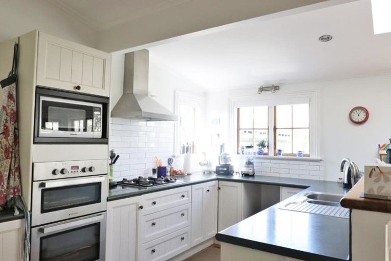 Photo of property in 2/11 Patuone Avenue, Devonport, Auckland, 0624