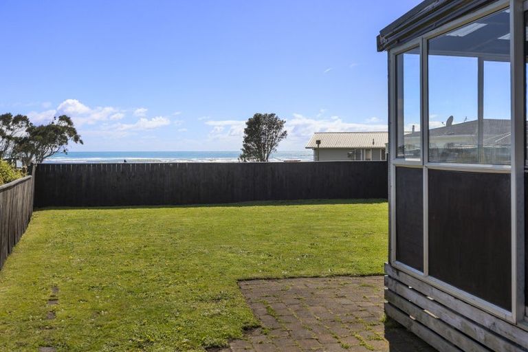 Photo of property in 54 Hume Street, Waitara, 4320