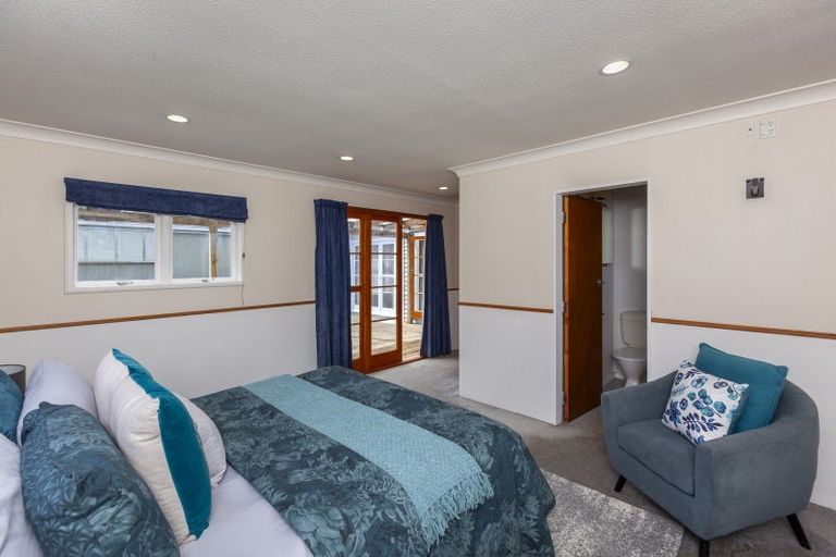 Photo of property in 81 Glen Road, Raumati South, Paraparaumu, 5032