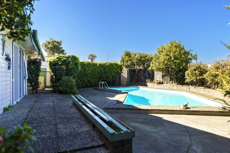 Photo of property in 66 Menin Road, Onekawa, Napier, 4110