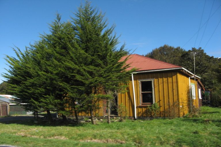 Photo of property in 103 Main Road, Blackball, 7804