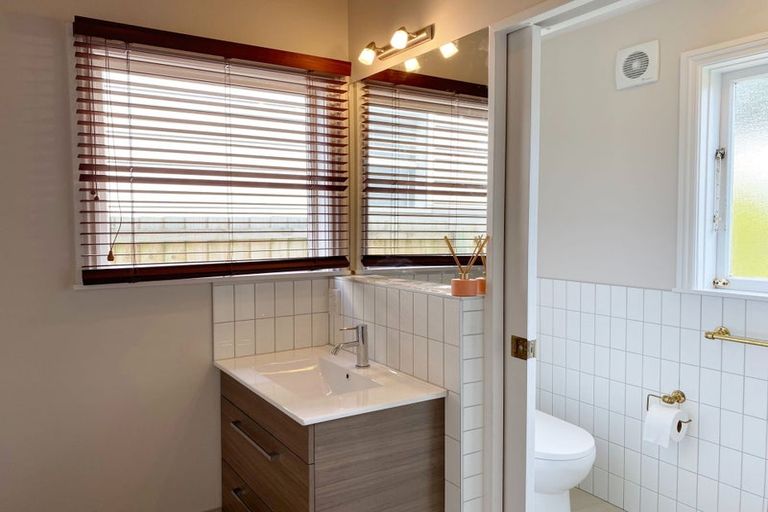 Photo of property in 23 Longfellow Street, Sydenham, Christchurch, 8023