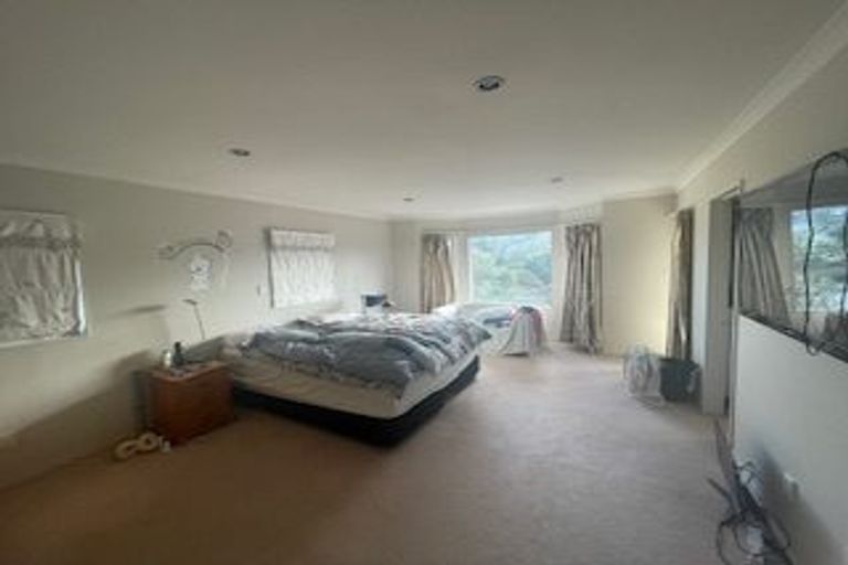 Photo of property in 27d Lyford Crescent, Sunnynook, Auckland, 0620