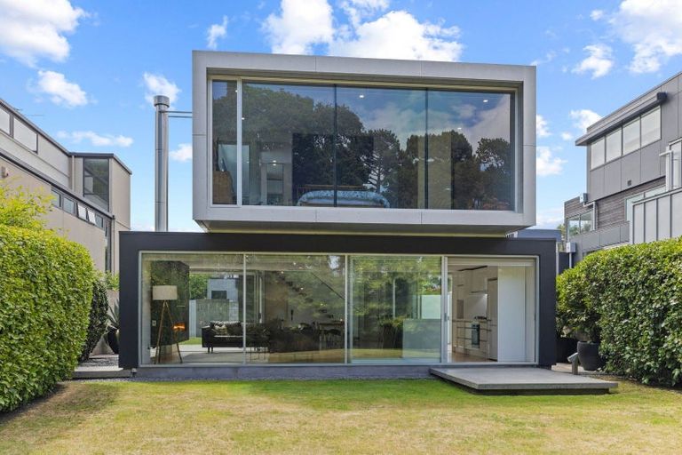 Photo of property in 3 Millbank Lane, Merivale, Christchurch, 8014