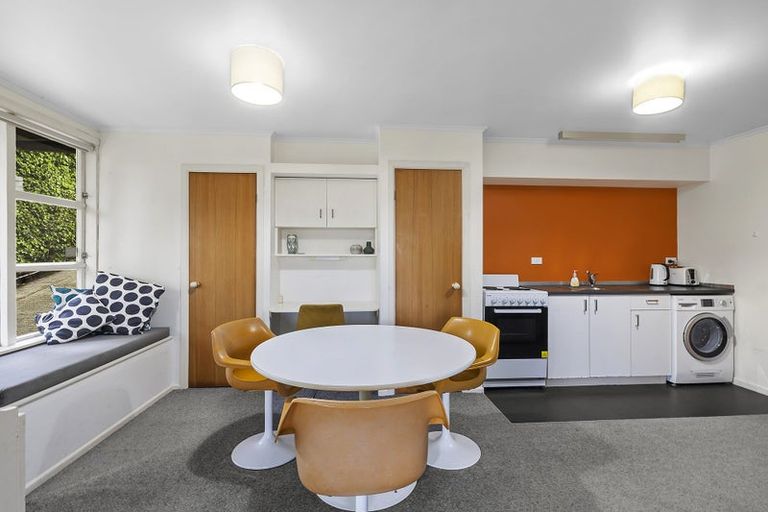 Photo of property in 87a Seatoun Heights Road, Seatoun, Wellington, 6022