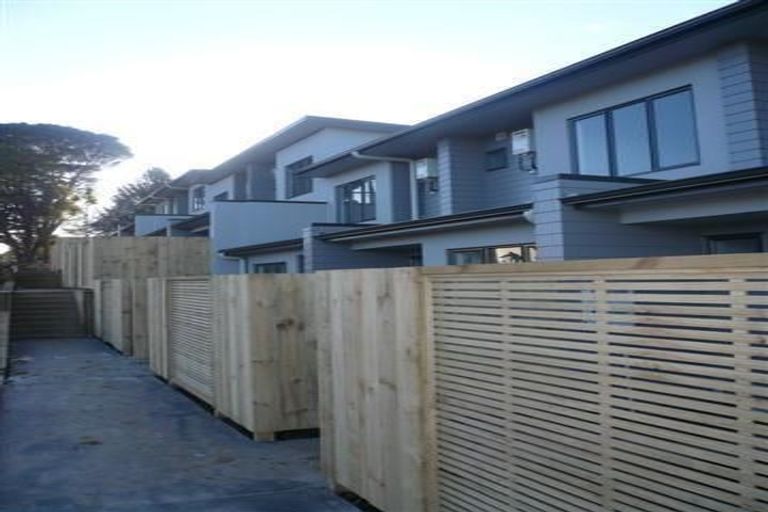 Photo of property in 110b Hillcrest Road, Hillcrest, Hamilton, 3216