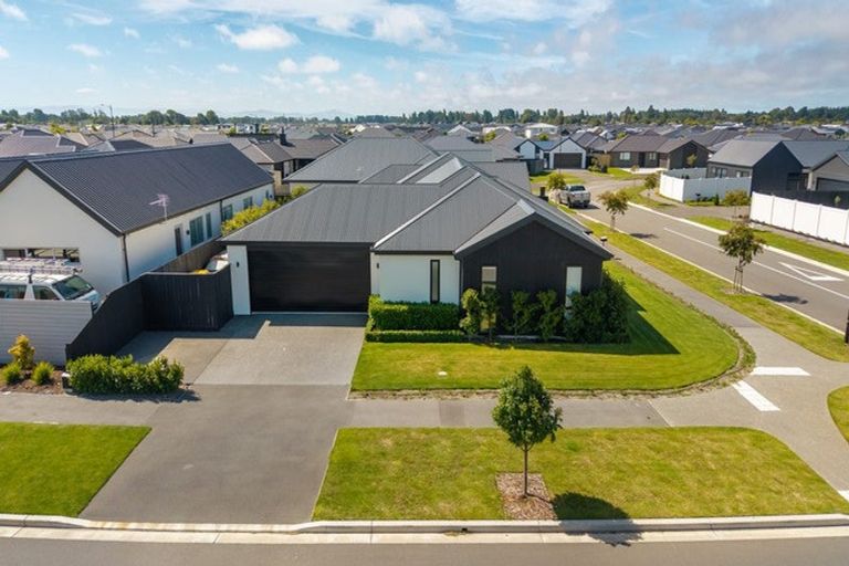 Photo of property in 99 Aviemore Drive, Marshland, Christchurch, 8083