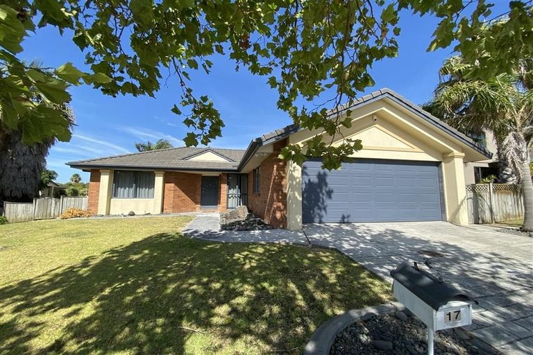 Photo of property in 17 Kellaway Drive, East Tamaki, Auckland, 2013