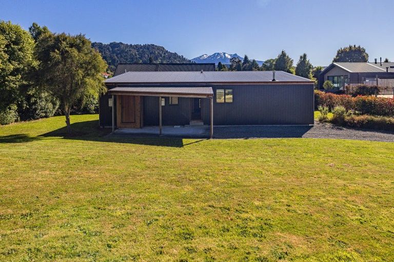 Photo of property in 22 Kowhai Heights, Ohakune, 4625