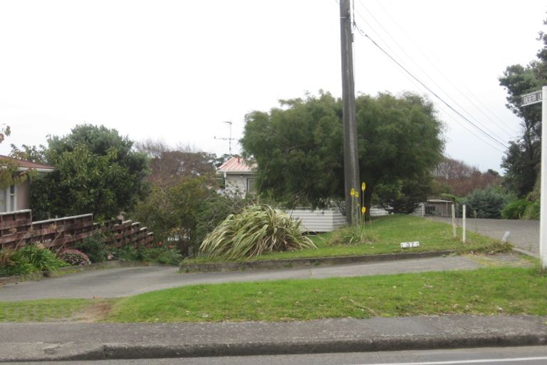 Photo of property in 37 Wharemauku Road, Raumati Beach, Paraparaumu, 5032