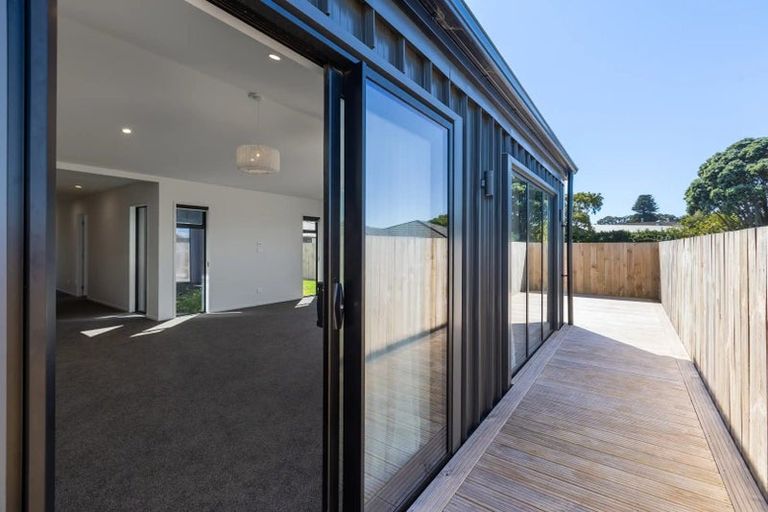 Photo of property in 5b Murray Street, Bell Block, New Plymouth, 4312