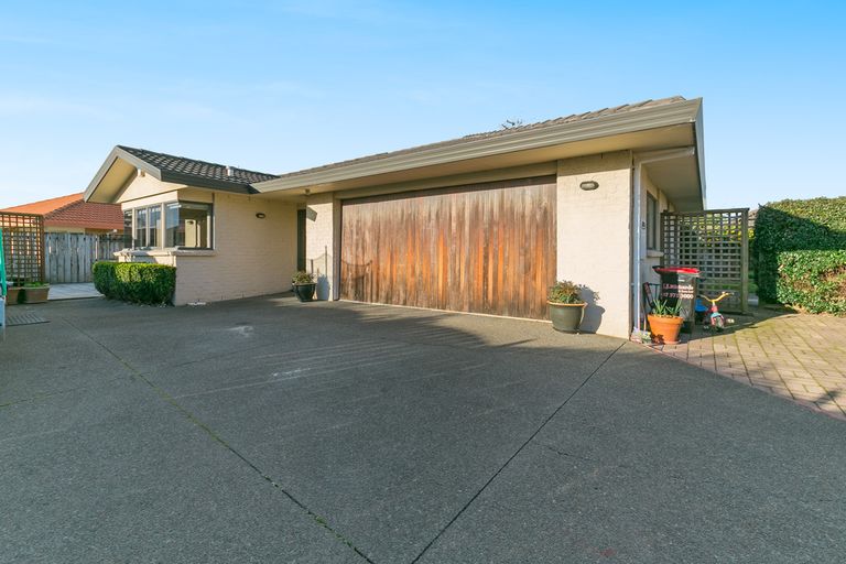 Photo of property in 699 Gloucester Road, Papamoa Beach, Papamoa, 3118