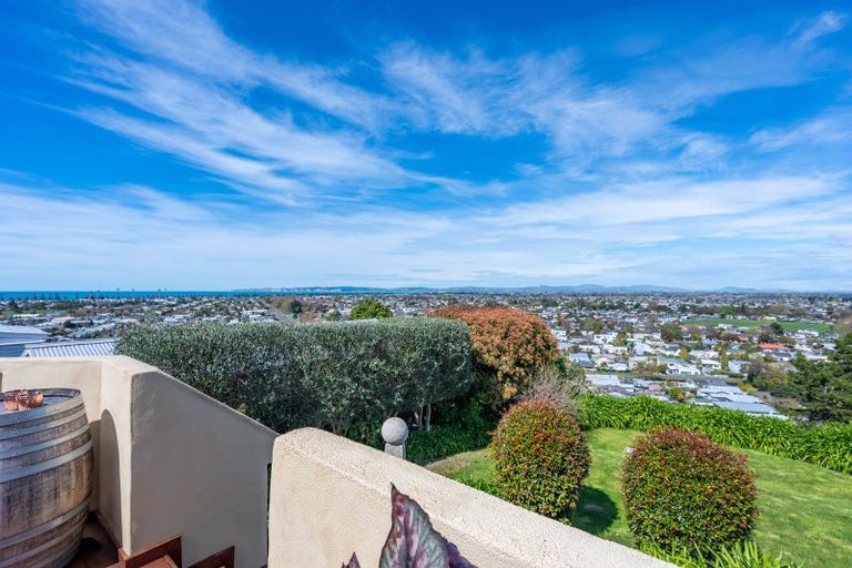 Photo of property in 20 Havelock Road, Hospital Hill, Napier, 4110