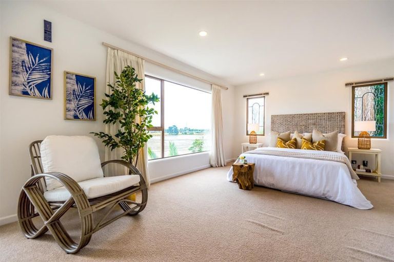 Photo of property in 6 Shepherds Road, Papakura, 2110