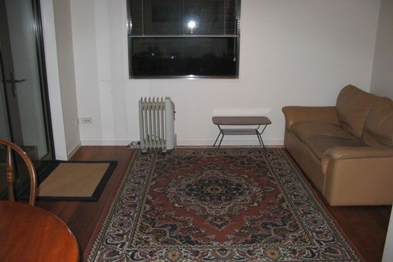 Photo of property in 10b Williams Street, Sunshine Bay, Queenstown, 9300