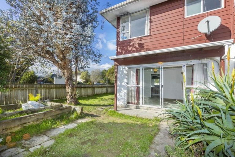 Photo of property in 8a Tawai Street, Trentham, Upper Hutt, 5018