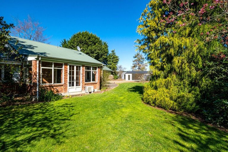 Photo of property in 99 Templer Street, Geraldine, 7992