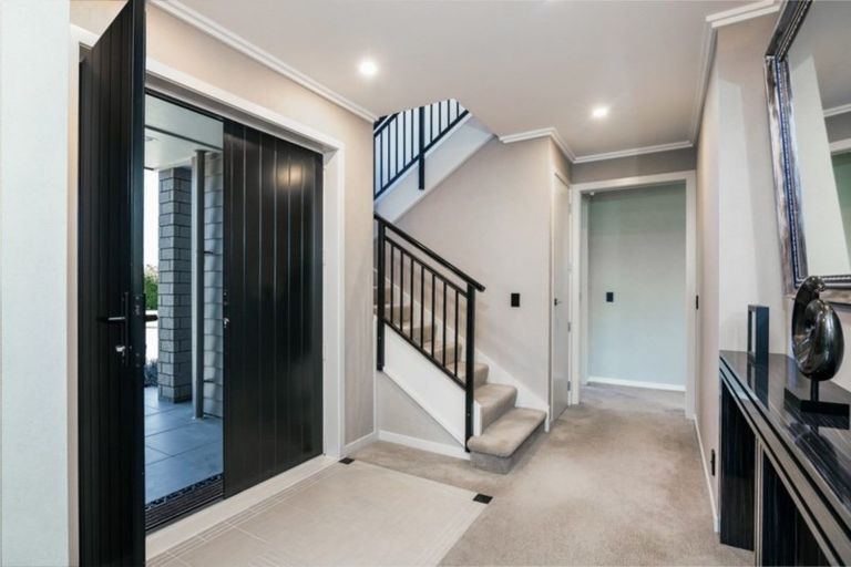 Photo of property in 16 Montgomery Crescent, Kinloch, Taupo, 3377