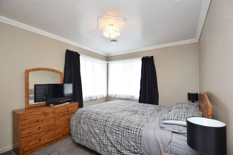 Photo of property in 1 Ward Street, Waverley, Invercargill, 9810