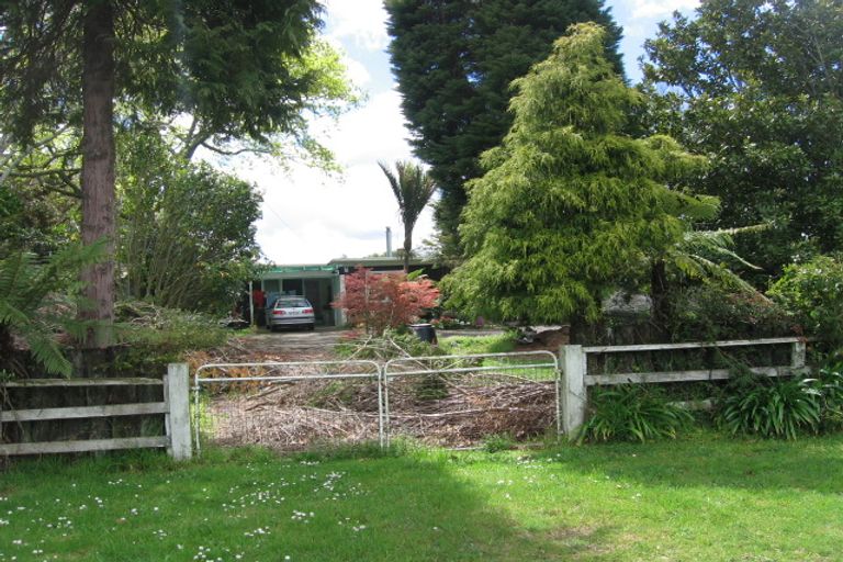 Photo of property in 38 Takinga Street, Mourea, Rotorua, 3074