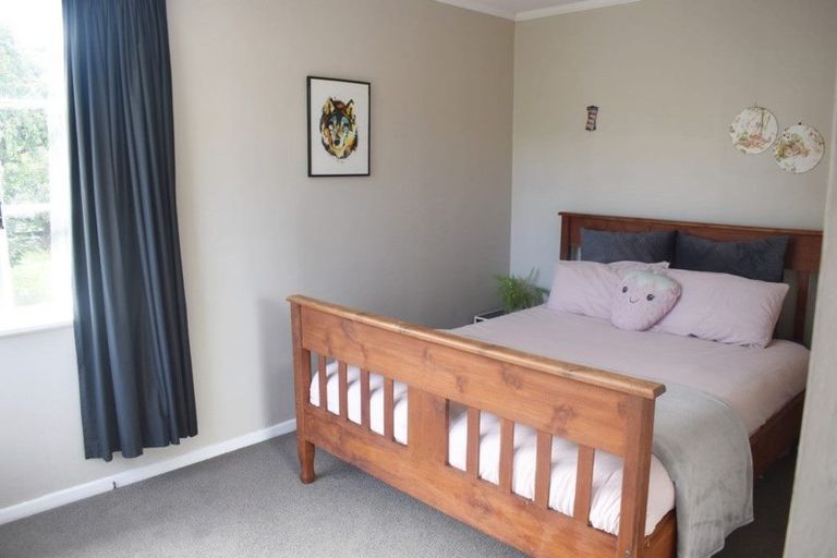 Photo of property in 75 Victoria Street, Carterton, 5713