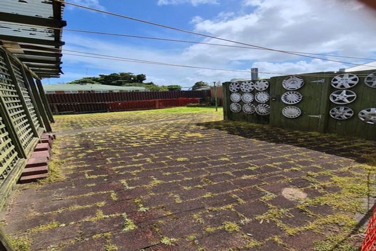 Photo of property in 128a Great South Road, Takanini, 2112