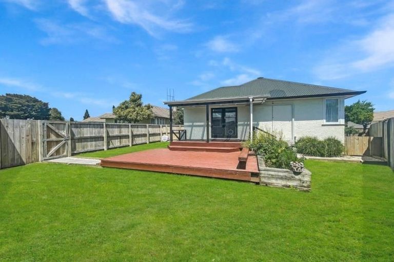 Photo of property in 30 Douglas Crescent, Fairfield, Hamilton, 3214