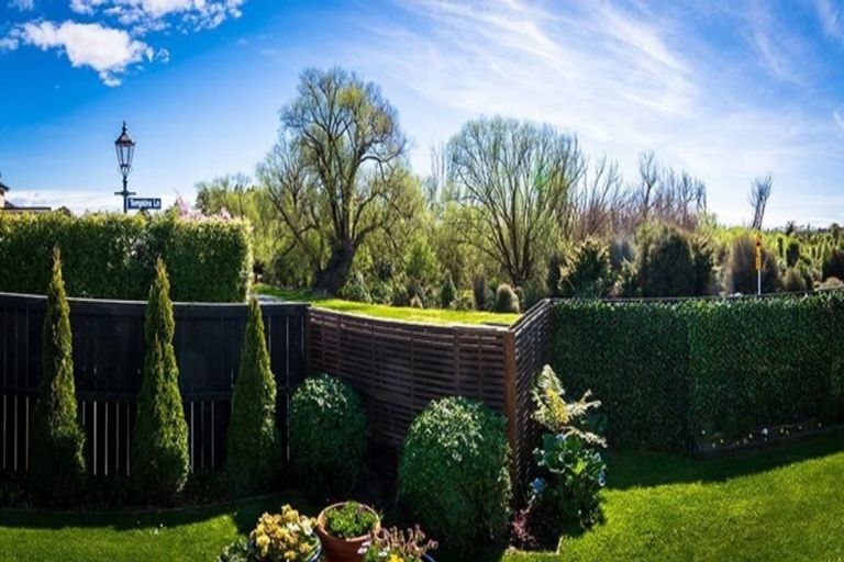 Photo of property in 1 Tompkins Lane, Burwood, Christchurch, 8061