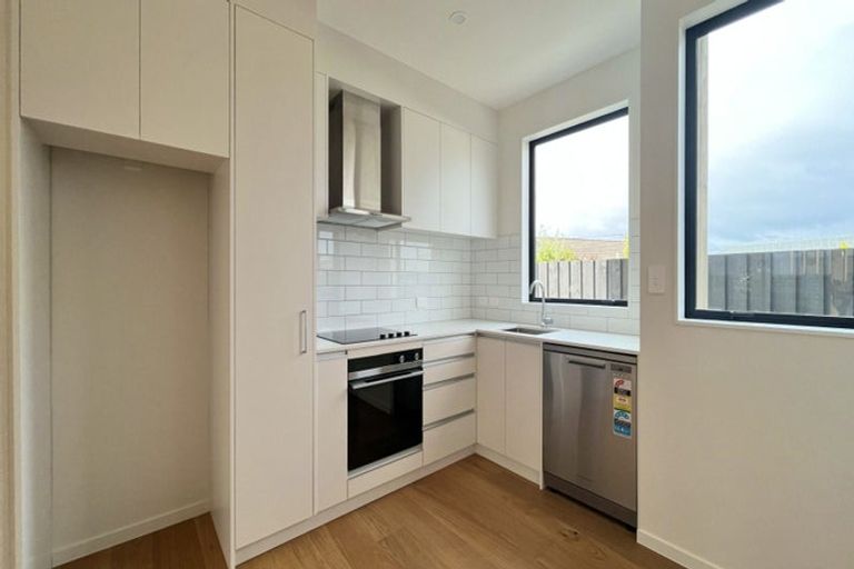 Photo of property in 22/82 East Coast Road, Milford, Auckland, 0620