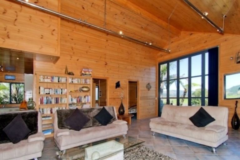 Photo of property in 502 Matarangi Drive, Matarangi, Whitianga, 3592