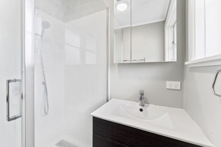 Photo of property in 6 Matene Place, Otaki, 5512