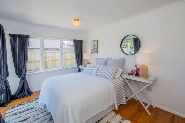 Photo of property in 45 Te Moana Road, Waikanae Beach, Waikanae, 5036