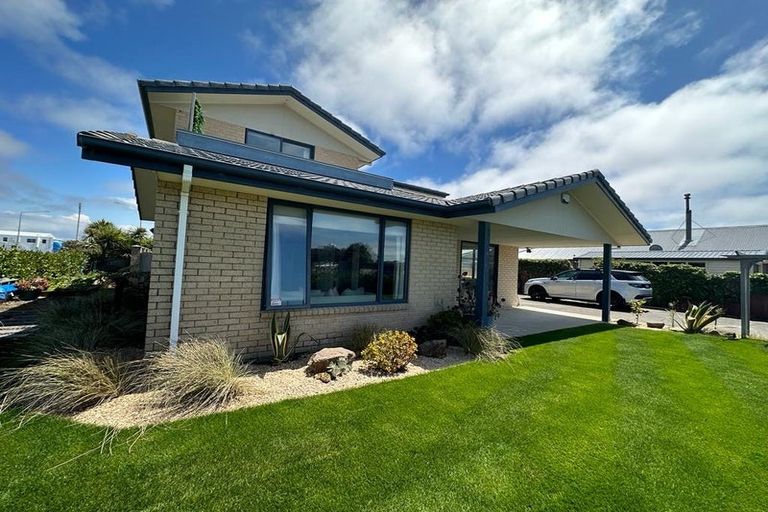 Photo of property in 64 Keppel Street, New Brighton, Christchurch, 8083