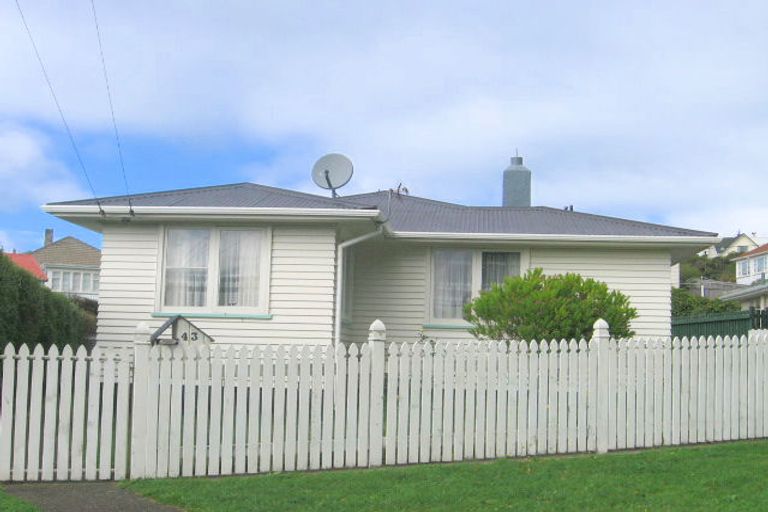 Photo of property in 43 Hindmarsh Street, Johnsonville, Wellington, 6037