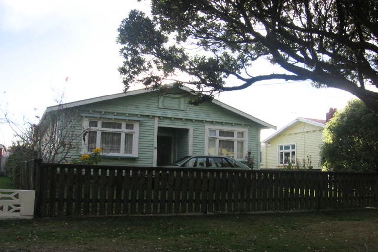 Photo of property in 91 Riverside Drive, Waiwhetu, Lower Hutt, 5010