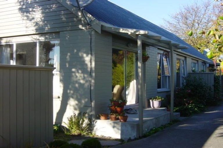 Photo of property in 6/12 Keoghs Lane, St Albans, Christchurch, 8014