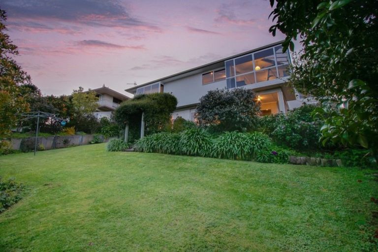 Photo of property in 95 Churchill Drive, Taradale, Napier, 4112