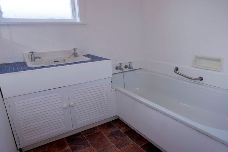 Photo of property in 80 Michael Road, Paraparaumu Beach, Paraparaumu, 5032