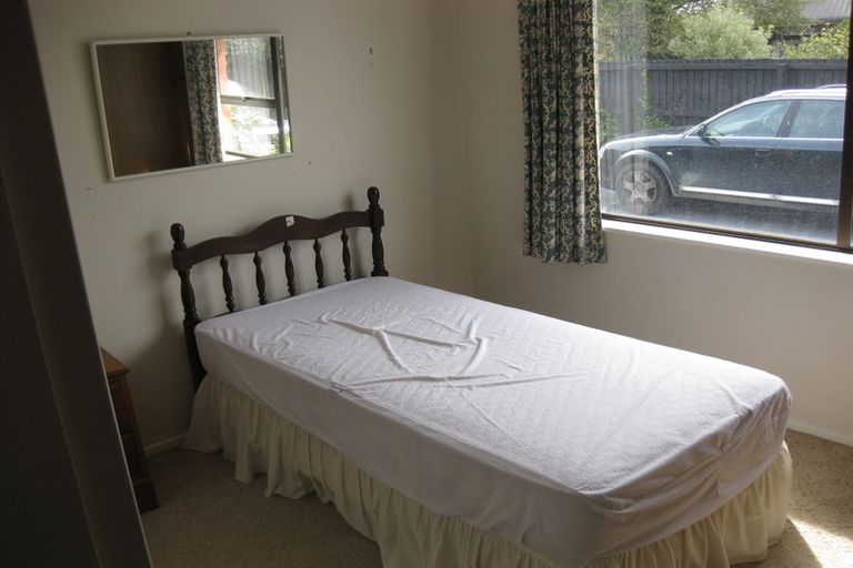 Photo of property in 1/16b Montclare Avenue, Ilam, Christchurch, 8041