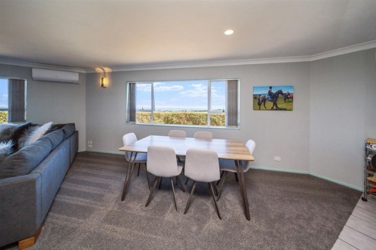 Photo of property in 110 Niagara Road, Patea, 4597