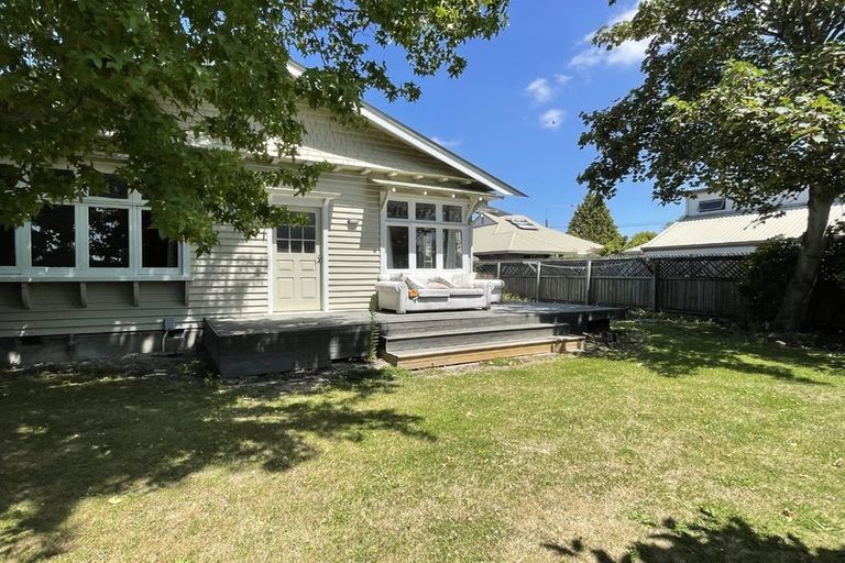 Photo of property in 4 Field Terrace, Upper Riccarton, Christchurch, 8041