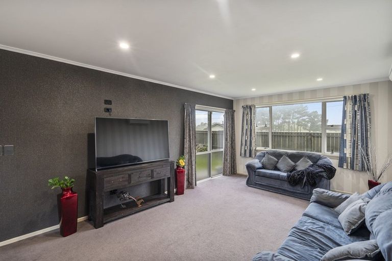 Photo of property in 12 Hobson Street, Normanby, Hawera, 4614