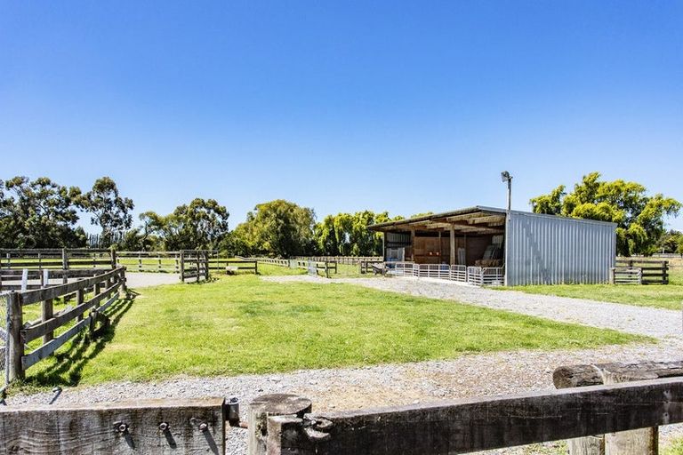 Photo of property in 33 Langes Road, Marshland, Christchurch, 8051