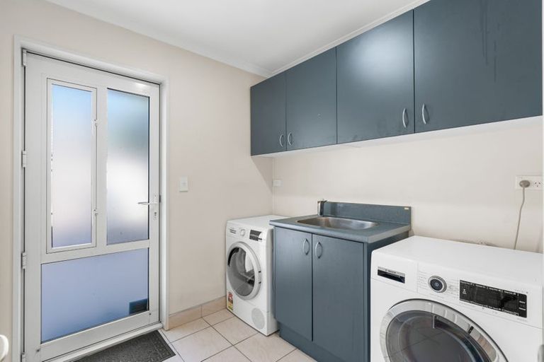 Photo of property in 355 Halswell Road, Halswell, Christchurch, 8025