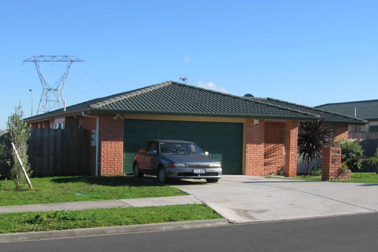 Photo of property in 43 Robin Brooke Drive, Flat Bush, Auckland, 2019