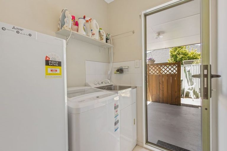 Photo of property in 5a Menin Road, Onekawa, Napier, 4110