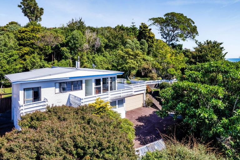 Photo of property in 10 Lawry Street, Moturoa, New Plymouth, 4310