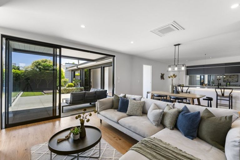 Photo of property in 2 Oceania Sands Way, Papamoa Beach, Papamoa, 3118