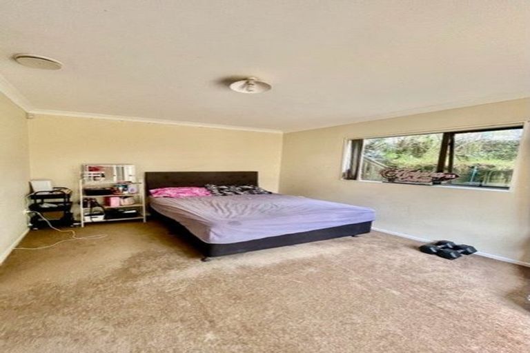 Photo of property in 52 The Enclave, Totara Heights, Auckland, 2105