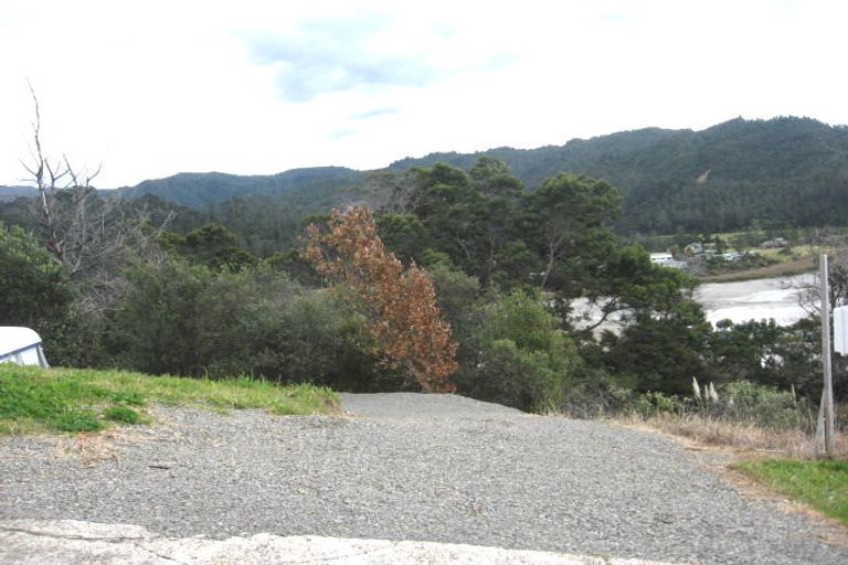 Photo of property in 18 Ridge Road, Tairua, 3508